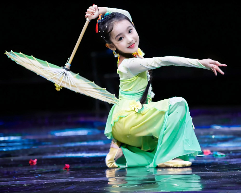 重庆赛区：李眉